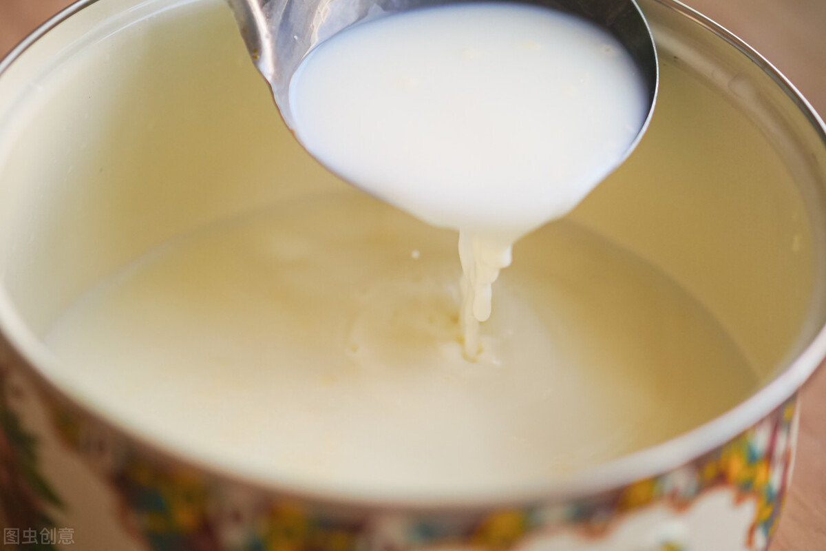 驼奶厂家讲解中老年人选择驼奶粉为什么要谨慎