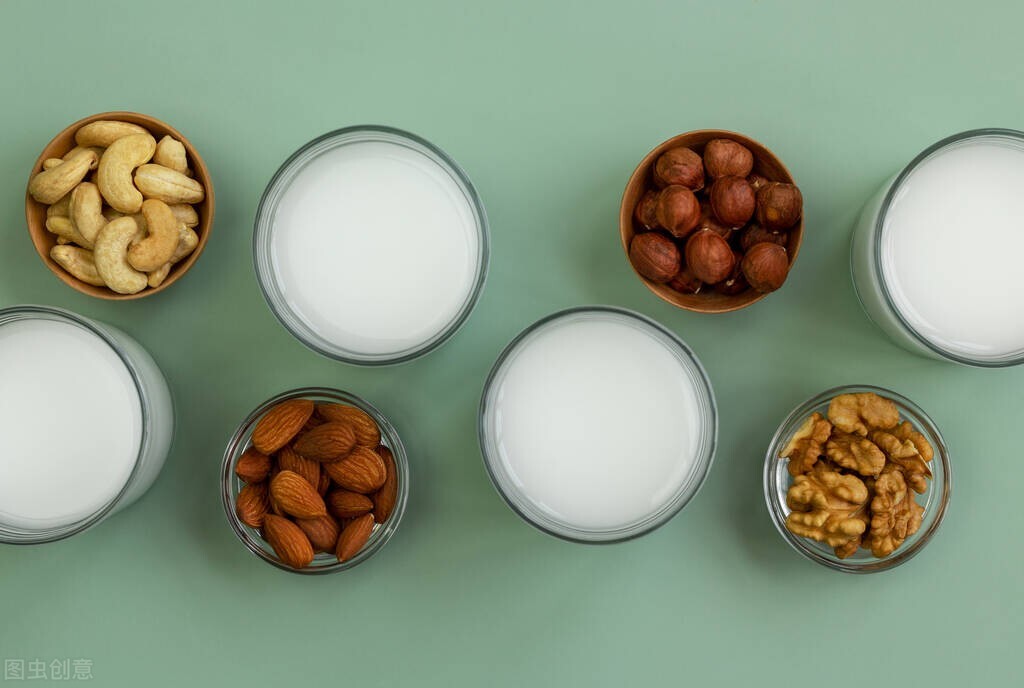 驼可汗驼奶厂家分享：驼奶好的秘密！